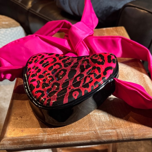 Betsey Johnson Handbags - Betsy Johnson Kitsch Patent Heart-Shaped Leopard Print Crossbody Bag